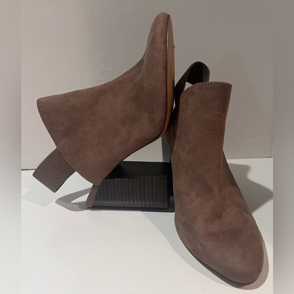Call It Spring Brown Mules - Picture 9 of 12